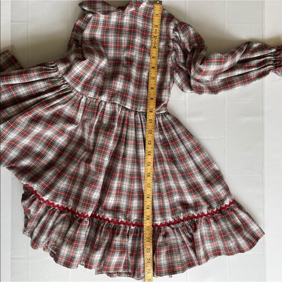 Vintage Handmade Plaid Girl Dress with Matching Bib Apron - Picture 12 of 16